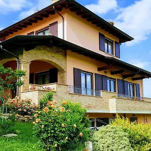 La Casa Rosa Gropparello
